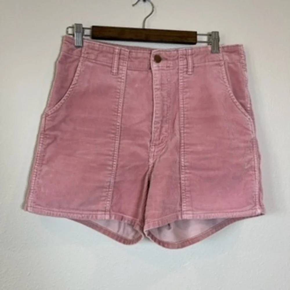 Wrangler Mom Short Effortless Pink Corduroy High Waisted Seamed Shorts Size 29